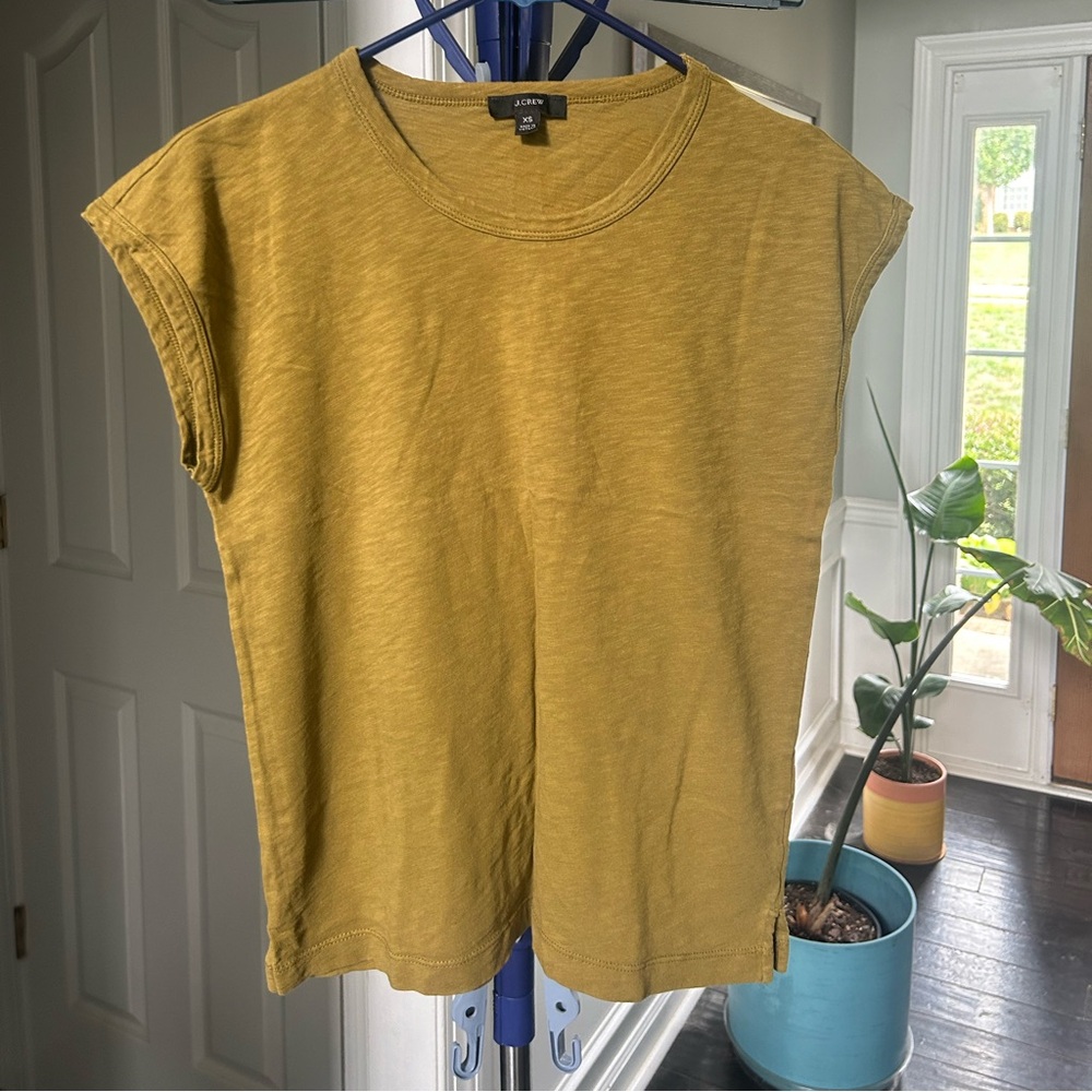 J. Crew women’s muscle tee, size XS